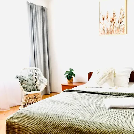 Apartman Copacabana - Ciovo - 30 M Od Plazy